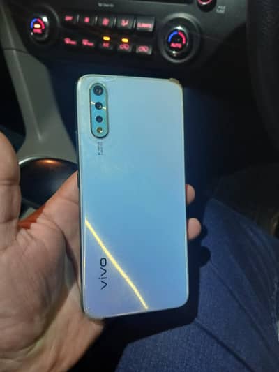 Vivo S1