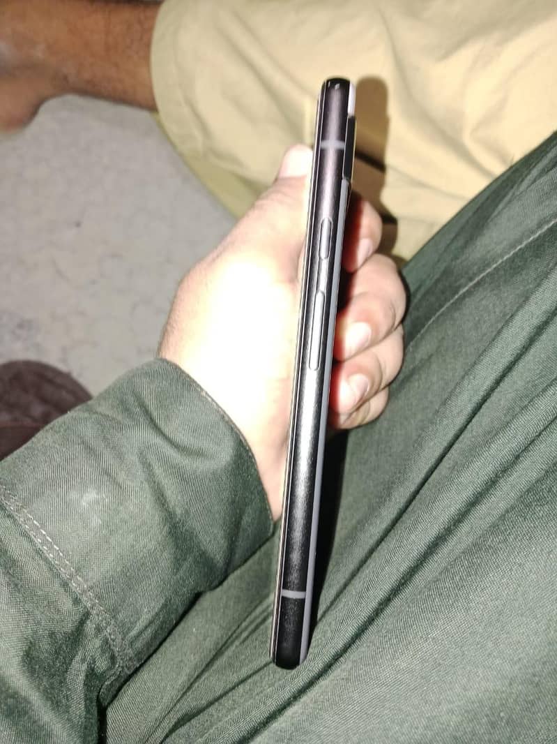 Google Pixel 6a 3