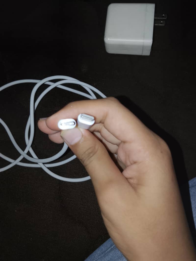 Apple Type C cable 1
