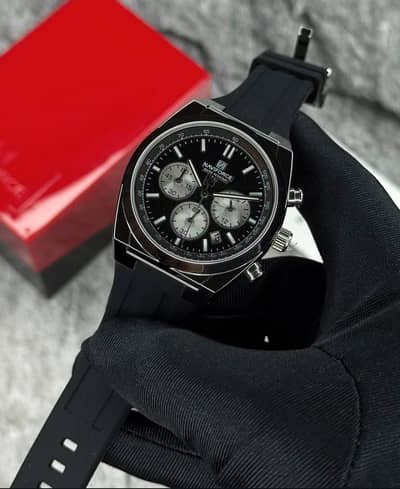 Naviforce 8080 CHRONOGRAPHIC watch