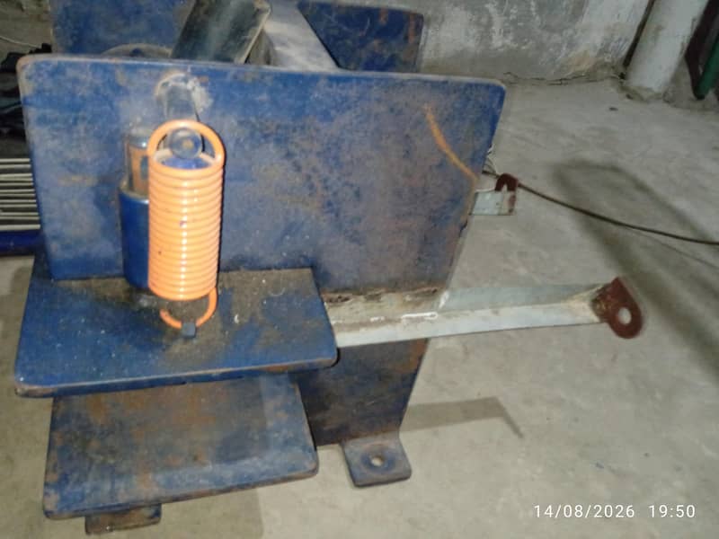 chapel machine sandel machine 11