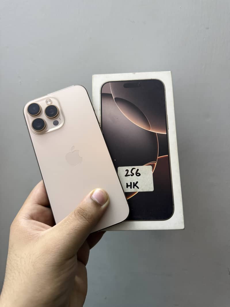 Apple iPhone 16 Pro Max 0