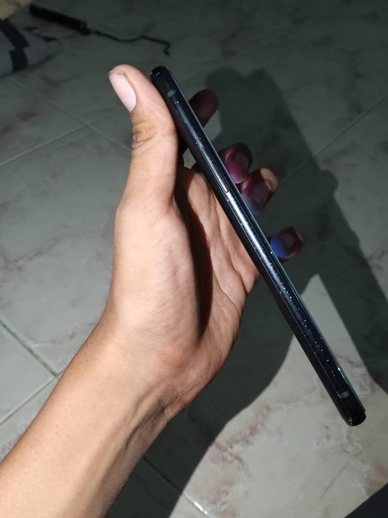 One Plus 9R 1