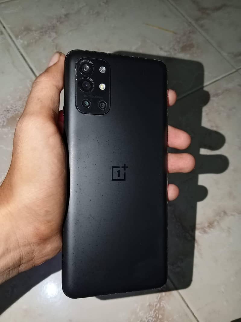 One Plus 9R 4