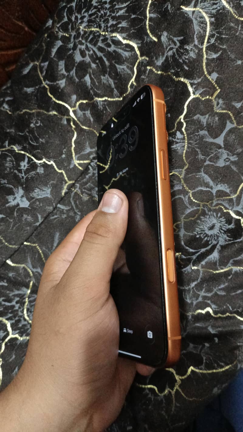 Apple iPhone 17 Pro Max 1