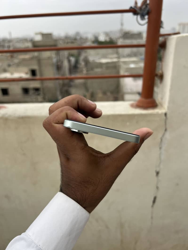 Realme Note 60x 4