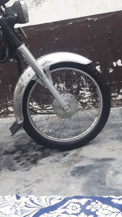 honda 70cc bike hy lush condition 03462228900