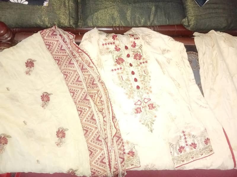 dresses 14