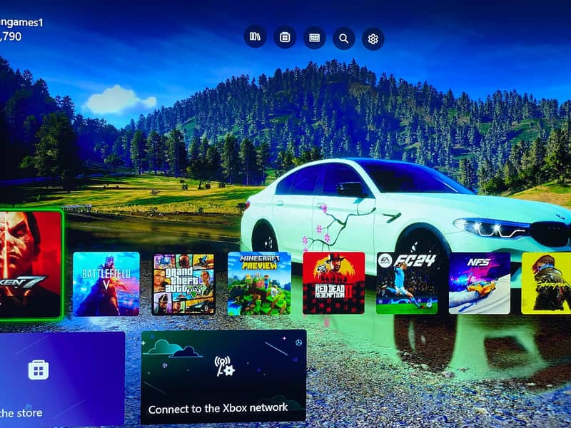 XBOX ONE X ( 4k ultra HD ) 1
