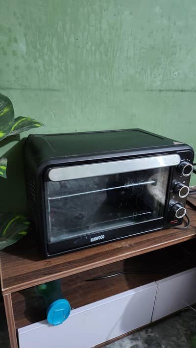 Like New baking oven hai 3 months used