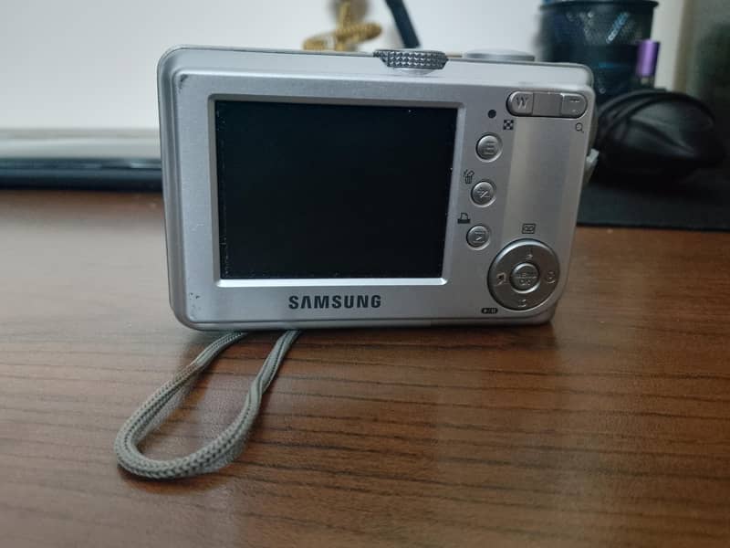 digital camera 1