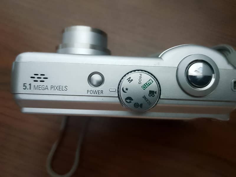 digital camera 2
