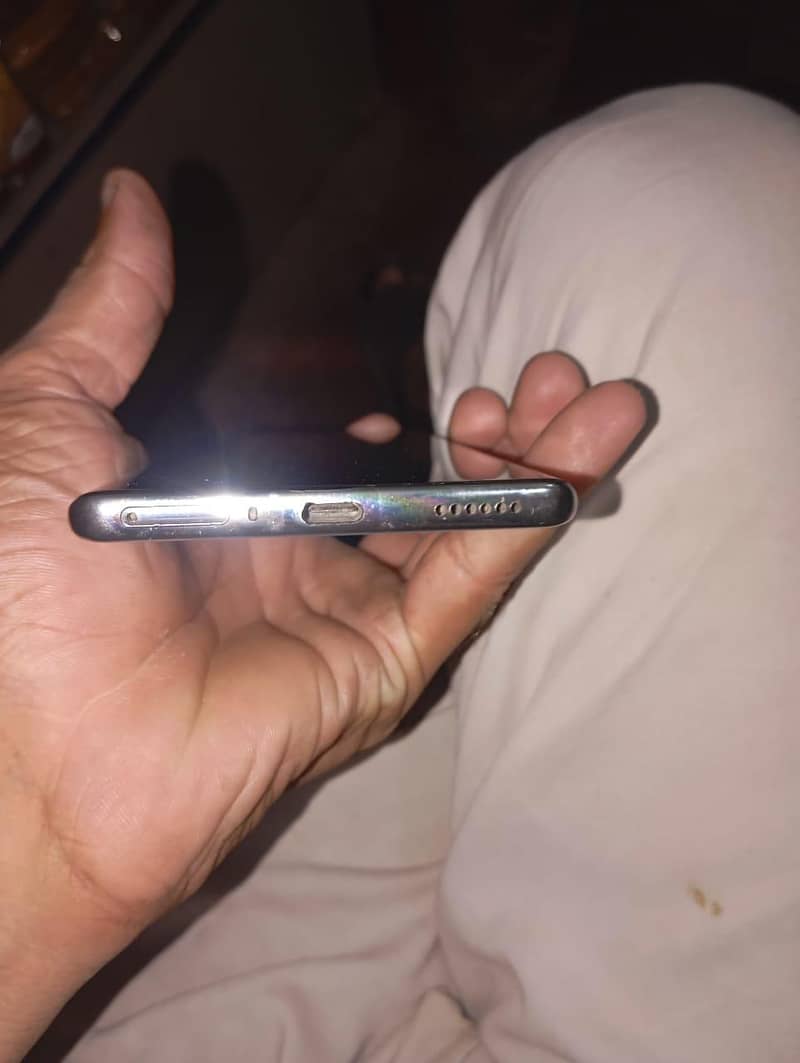 Tecno CAMON 40 Pro 7