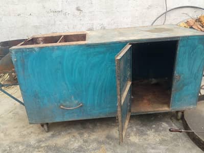 Chapli Kabab Stall/Counter