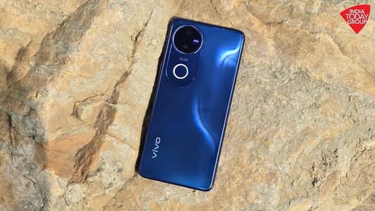 Vivo V50