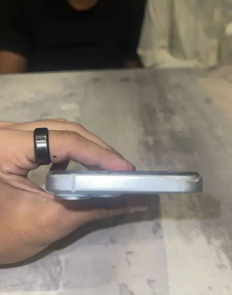 Apple iPhone 15 0