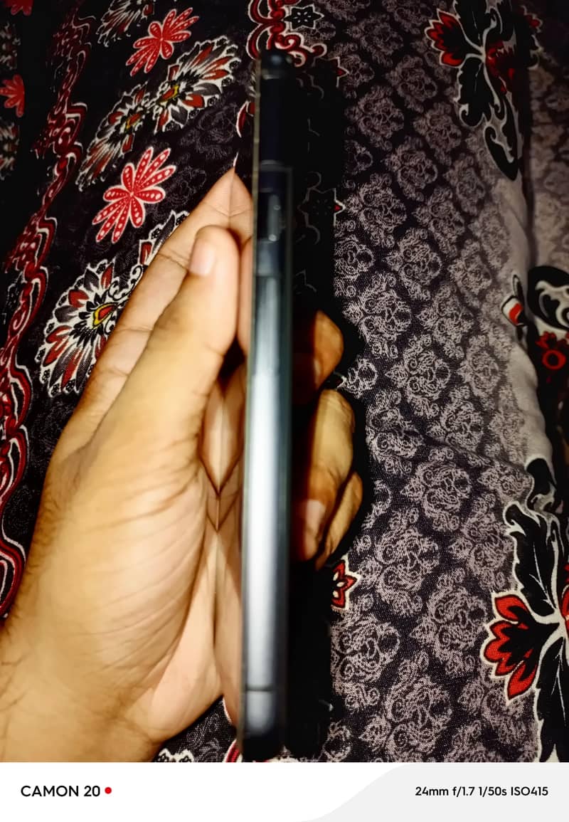 Google Pixel 8 5