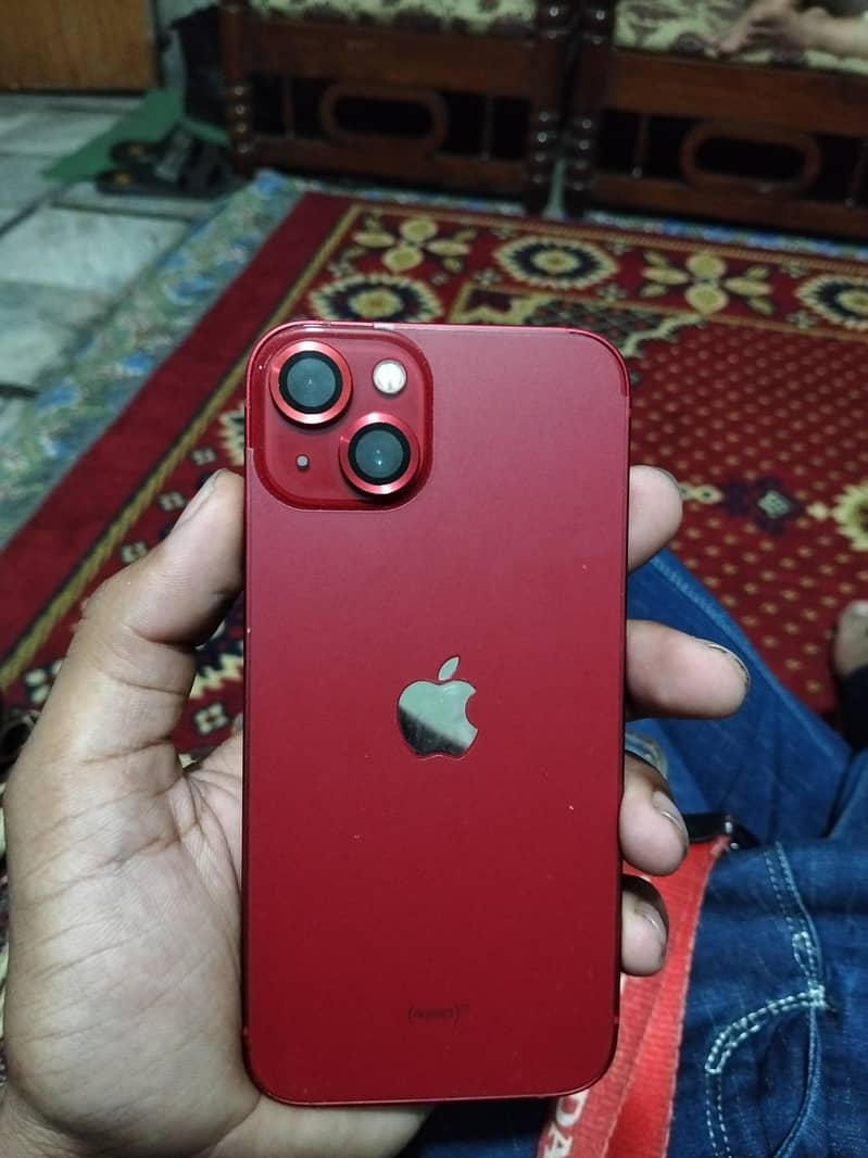Apple iPhone 13 2