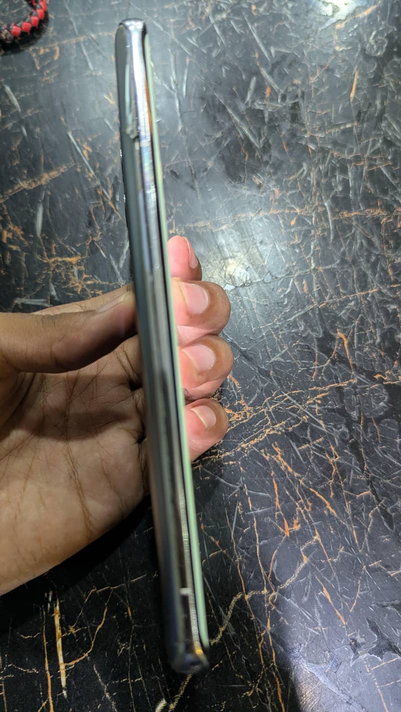 One Plus 9 Pro 4