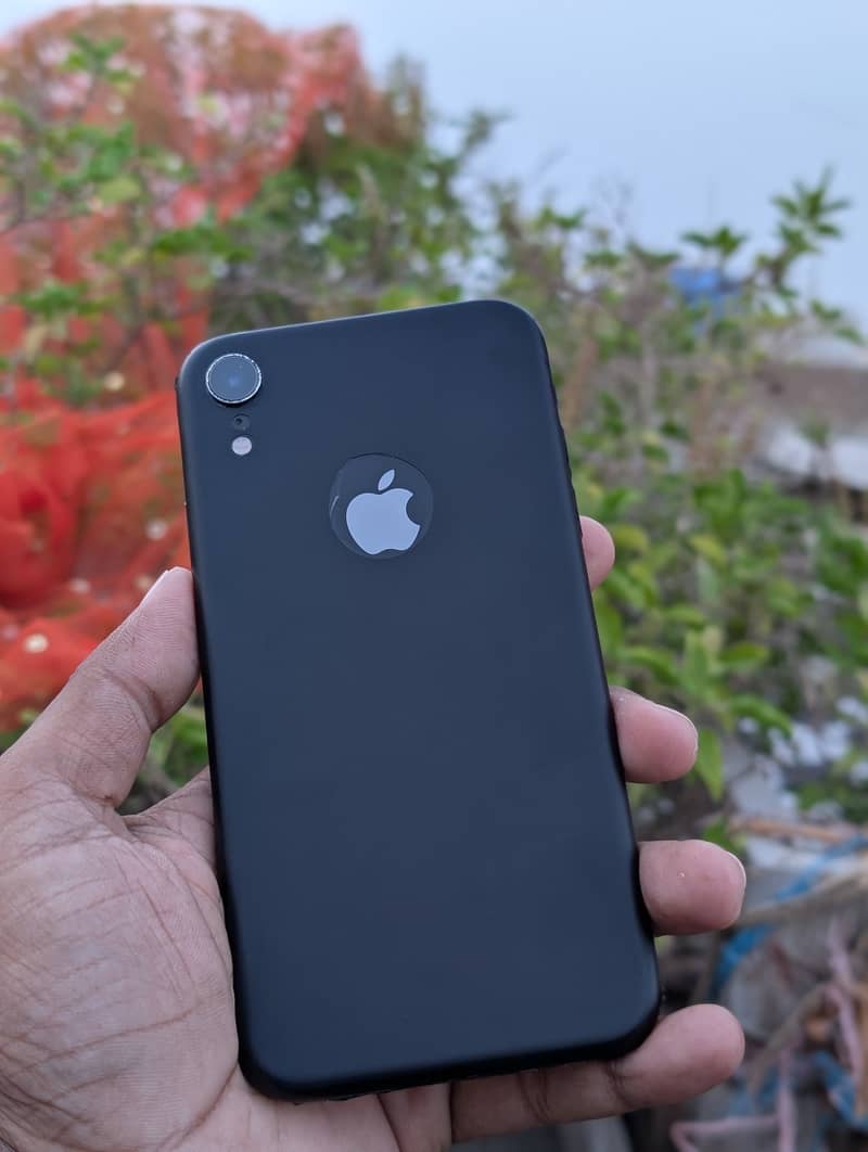 Apple iPhone XR 2