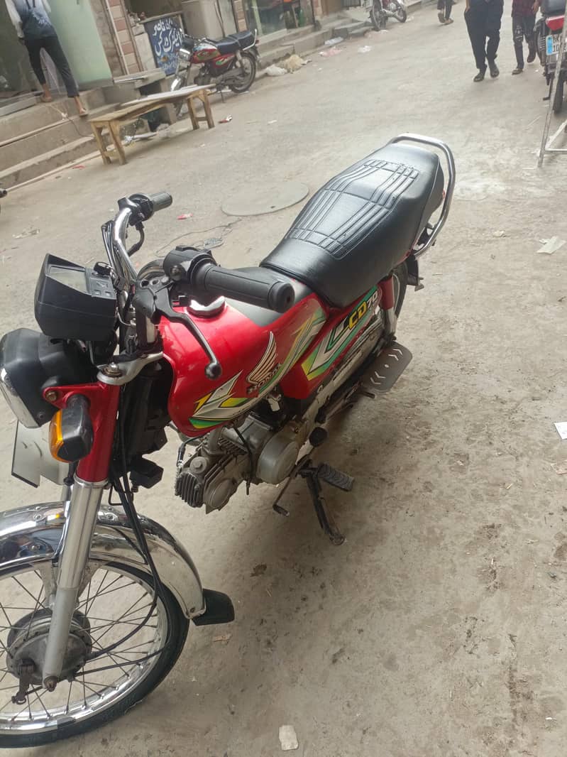 Honda CD 70cc 1