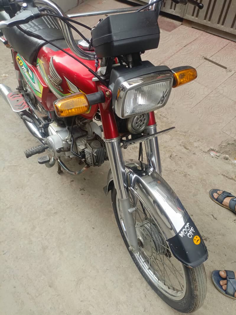Honda CD 70cc 3