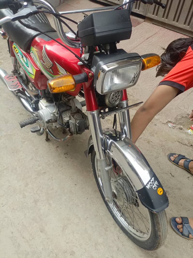 Honda CD 70cc 4