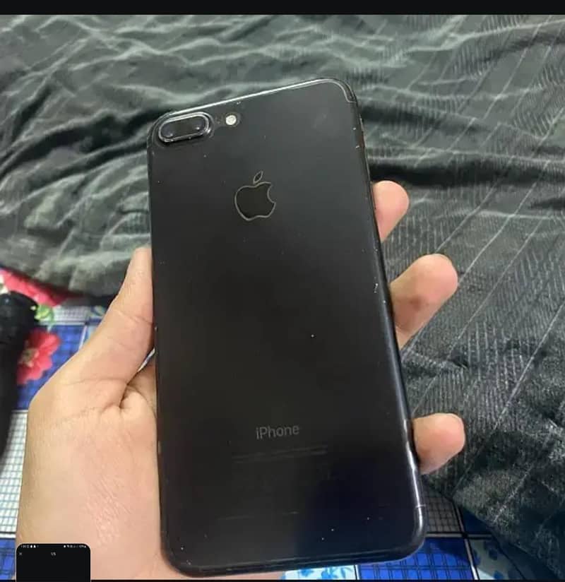 Apple iPhone 7 Plus 0