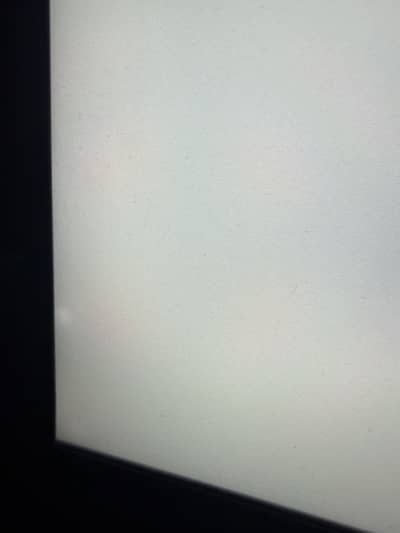 Ease 280hz 24” monitor ( 2 pressure marks and scratches )