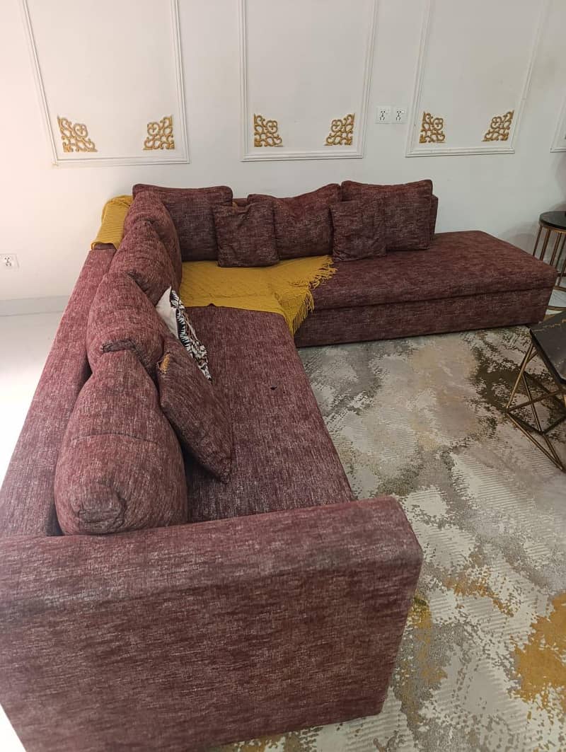 L shape sofa 0