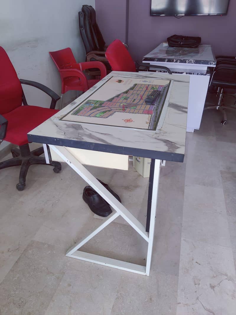 05 office table 1