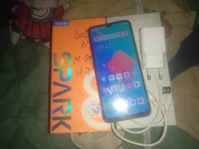 Tecno Spark 8C