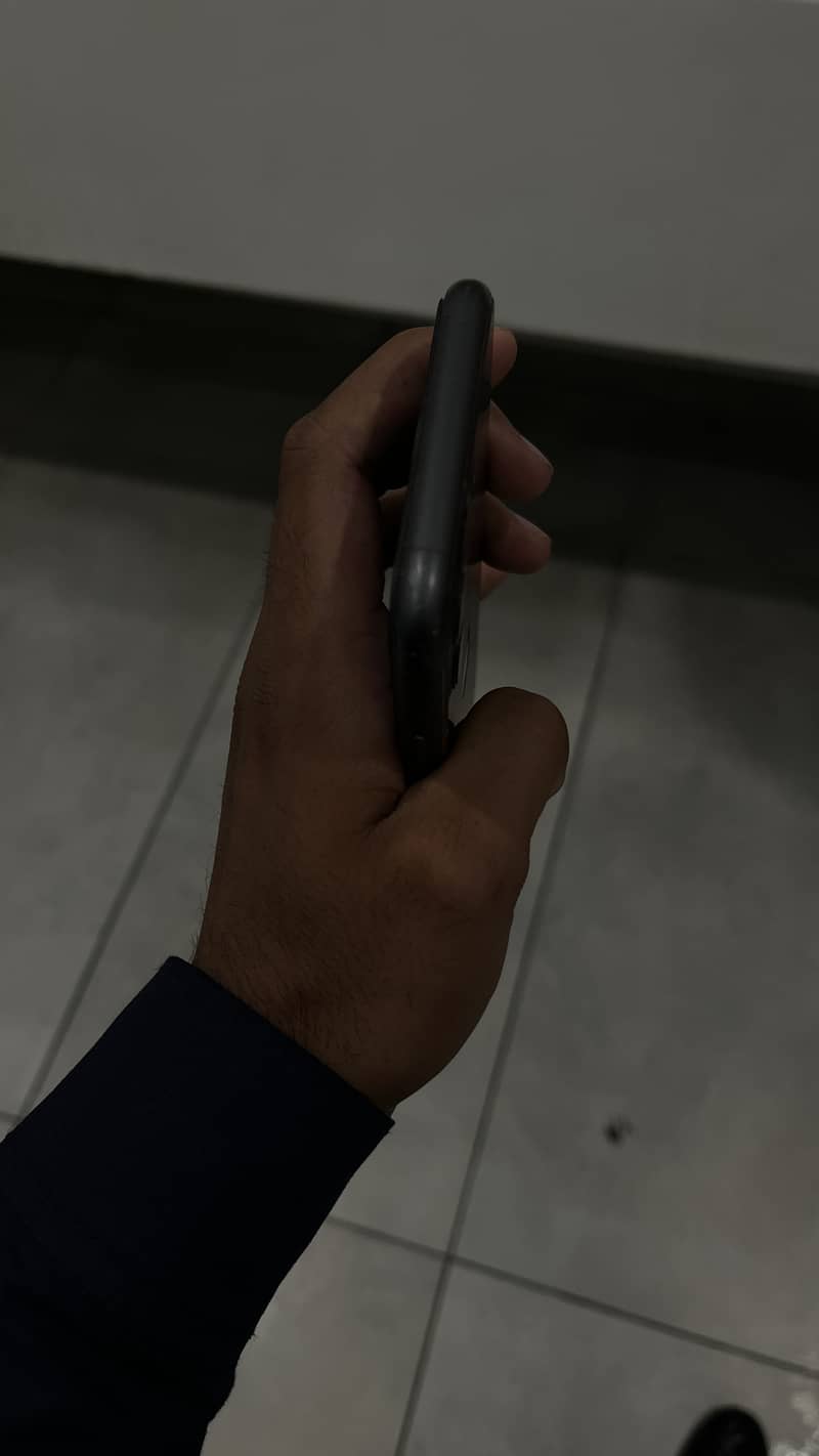 Apple iPhone 11 1