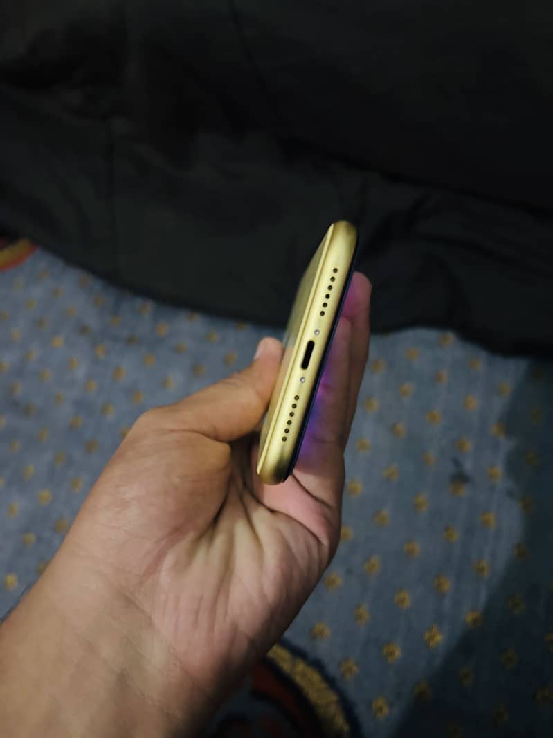 Apple iPhone 11 2