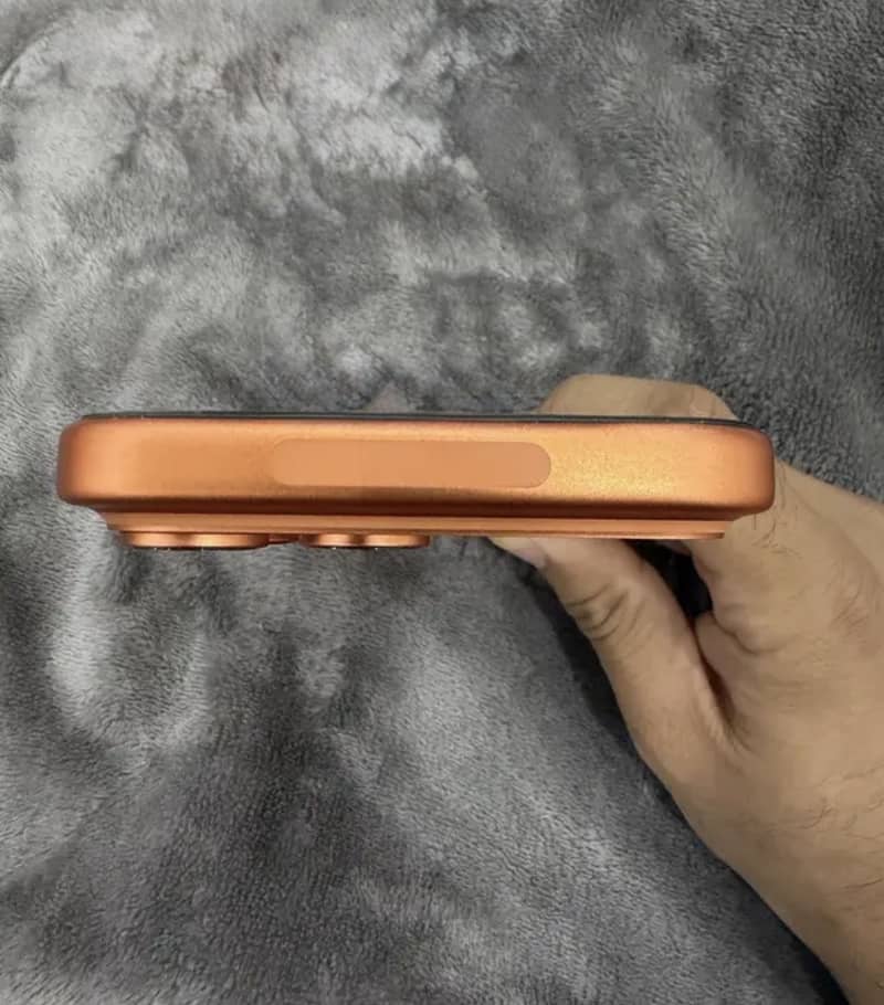 iPhone 17 pro max 1