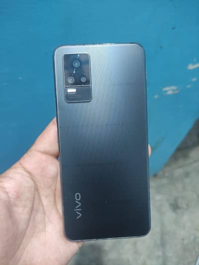 Vivo V21e