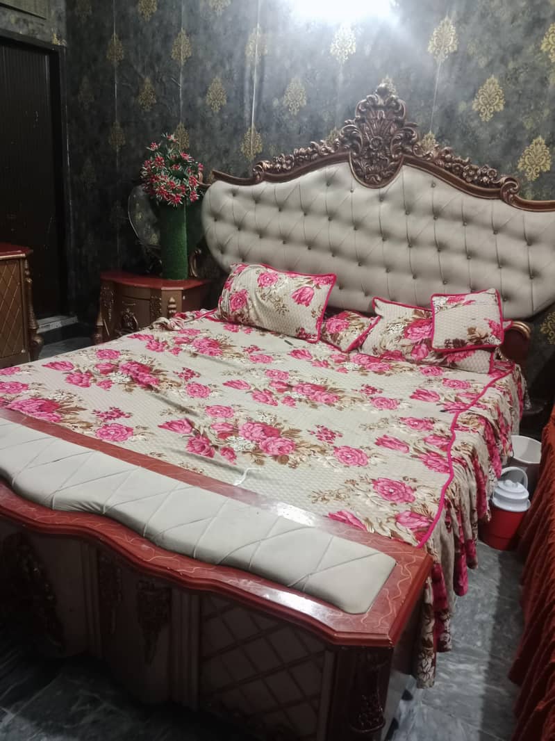 Bed dressing side table one table 1