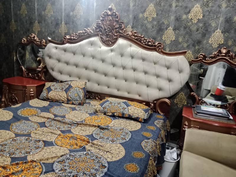 Bed dressing side table one table 7