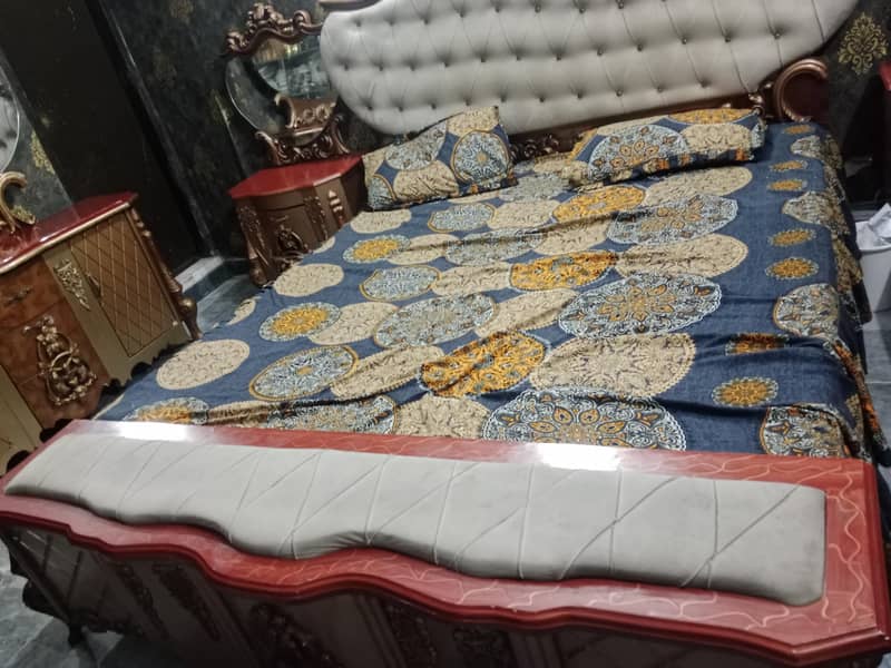 Bed dressing side table one table 9