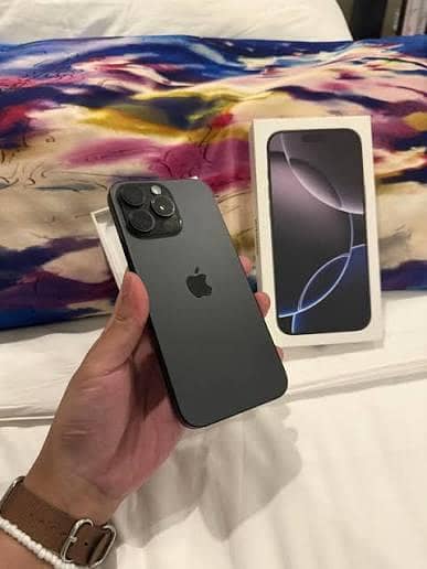 Apple iPhone 16 Pro Max