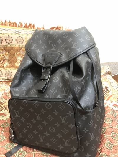 Louis Vuitton Discovery Bagpack