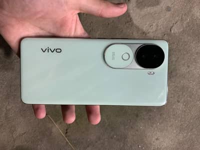 Vivo V40e