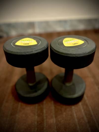 Pair of 5KG Rubber Coated Dumbbells — Excellent Condition