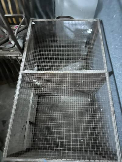Metal strong cage 3.5 x 2 Fts 2 section cage 2 Doors