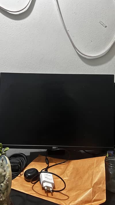 Dell U2415 UltraSharp Borderless Monitor Led / Lcd