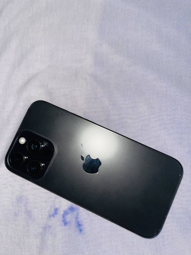 Apple iPhone 16 Pro Max 6