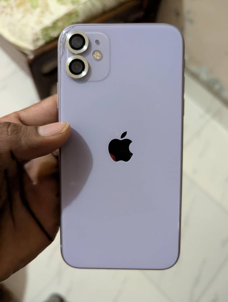 Apple iPhone 11 0