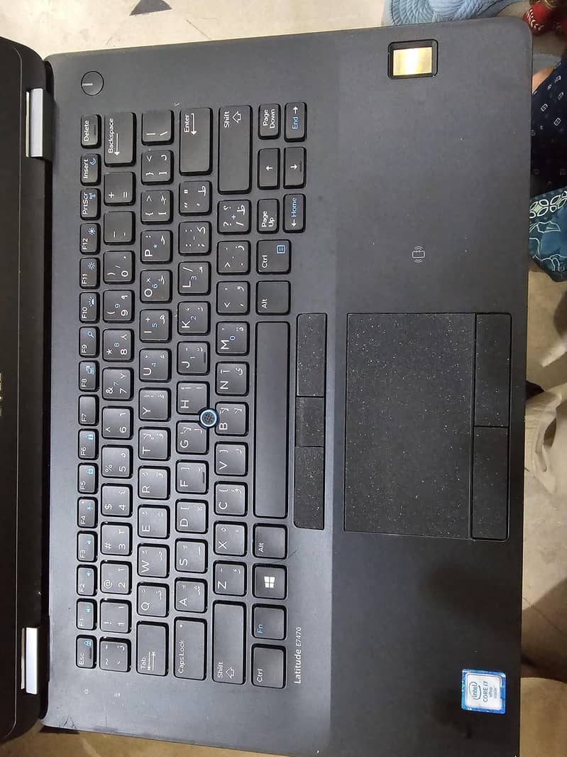 Dell E 7470 1