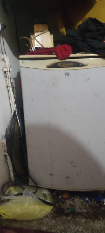 waves mini single door refrigerator condition good