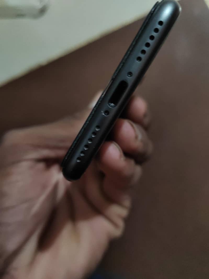 Apple iPhone 8 2
